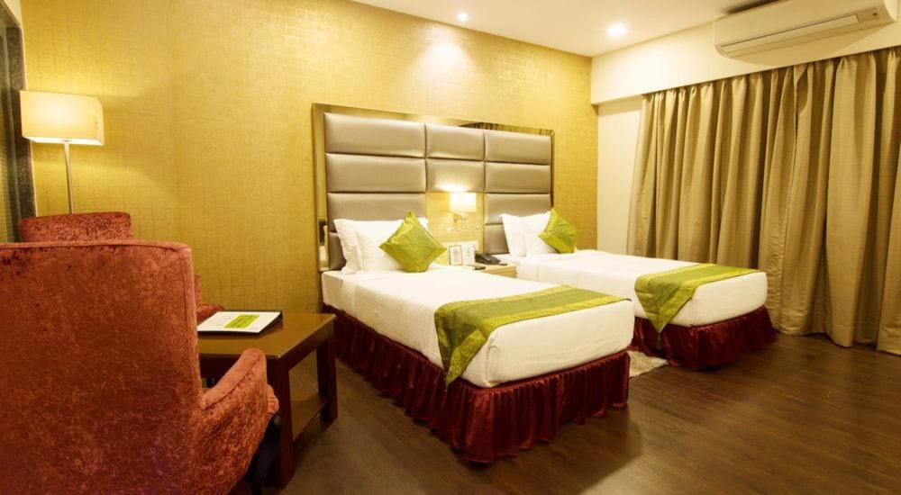 Kc Manor Hotell Jamshedpur Exteriör bild