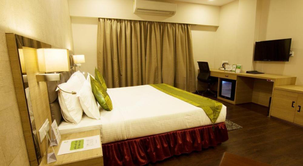 Kc Manor Hotell Jamshedpur Exteriör bild