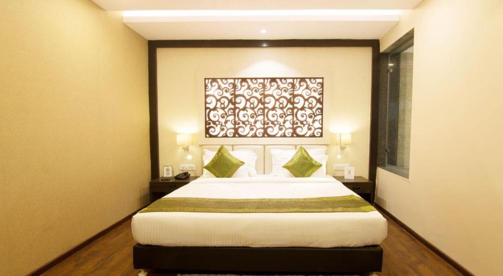 Kc Manor Hotell Jamshedpur Exteriör bild