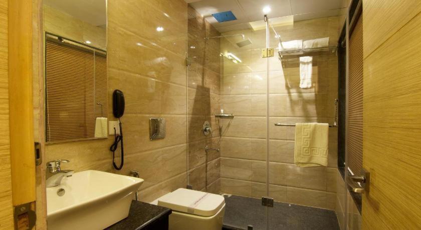 Kc Manor Hotell Jamshedpur Exteriör bild