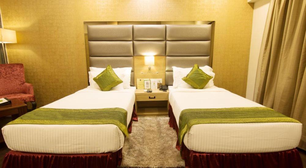 Kc Manor Hotell Jamshedpur Exteriör bild