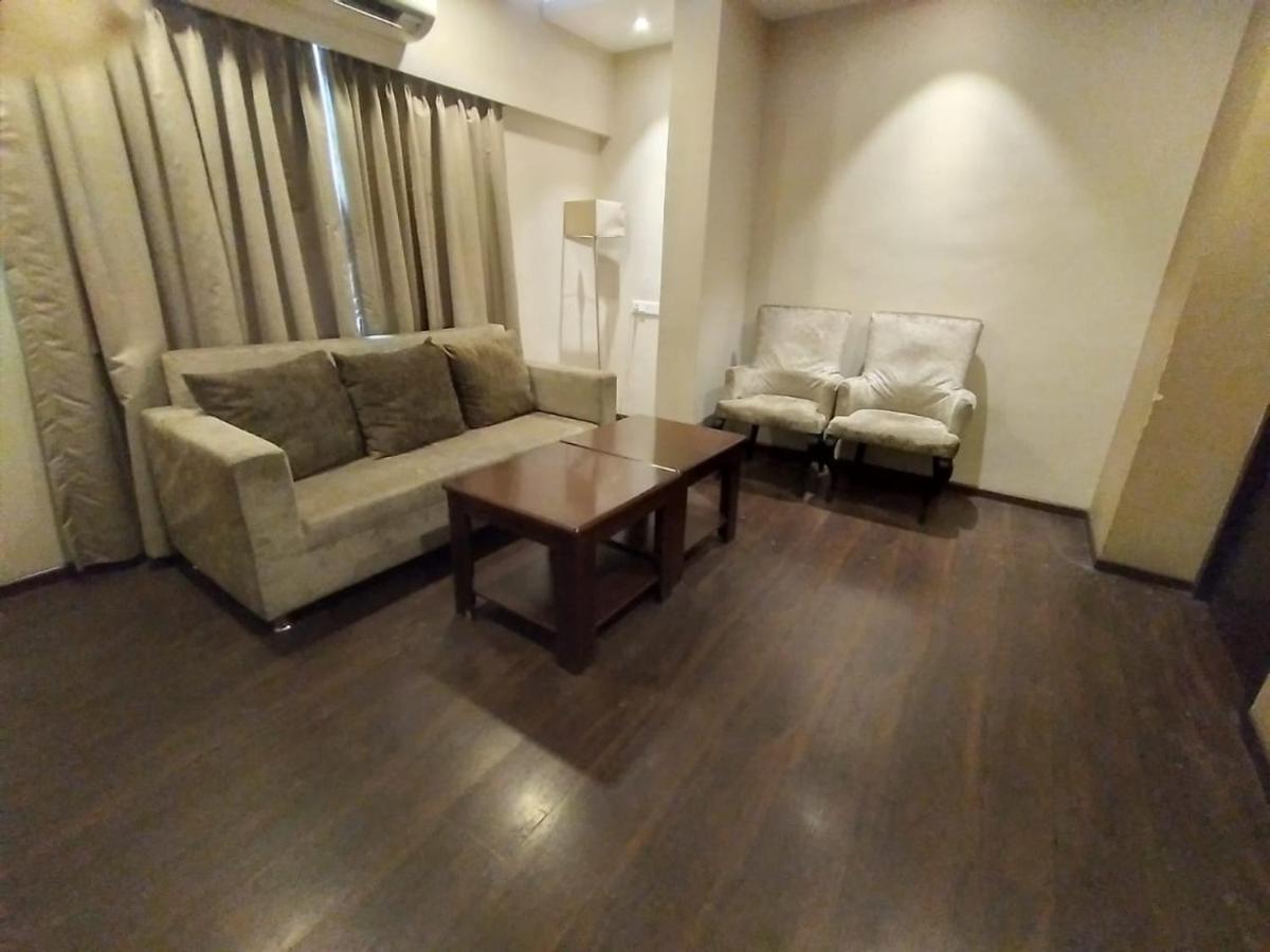 Kc Manor Hotell Jamshedpur Exteriör bild